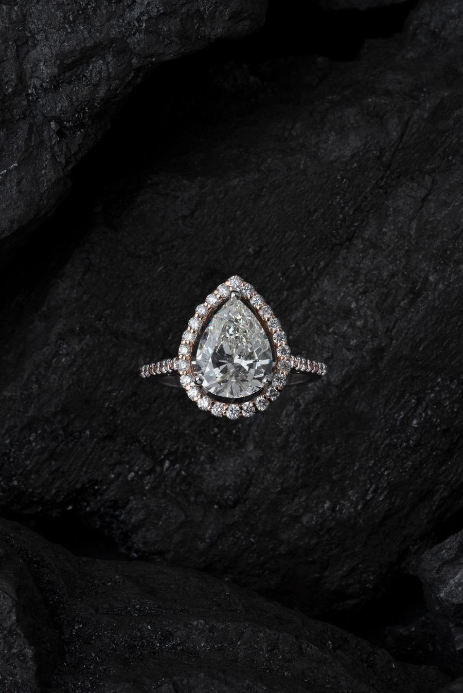 Solitaire diamond ring
